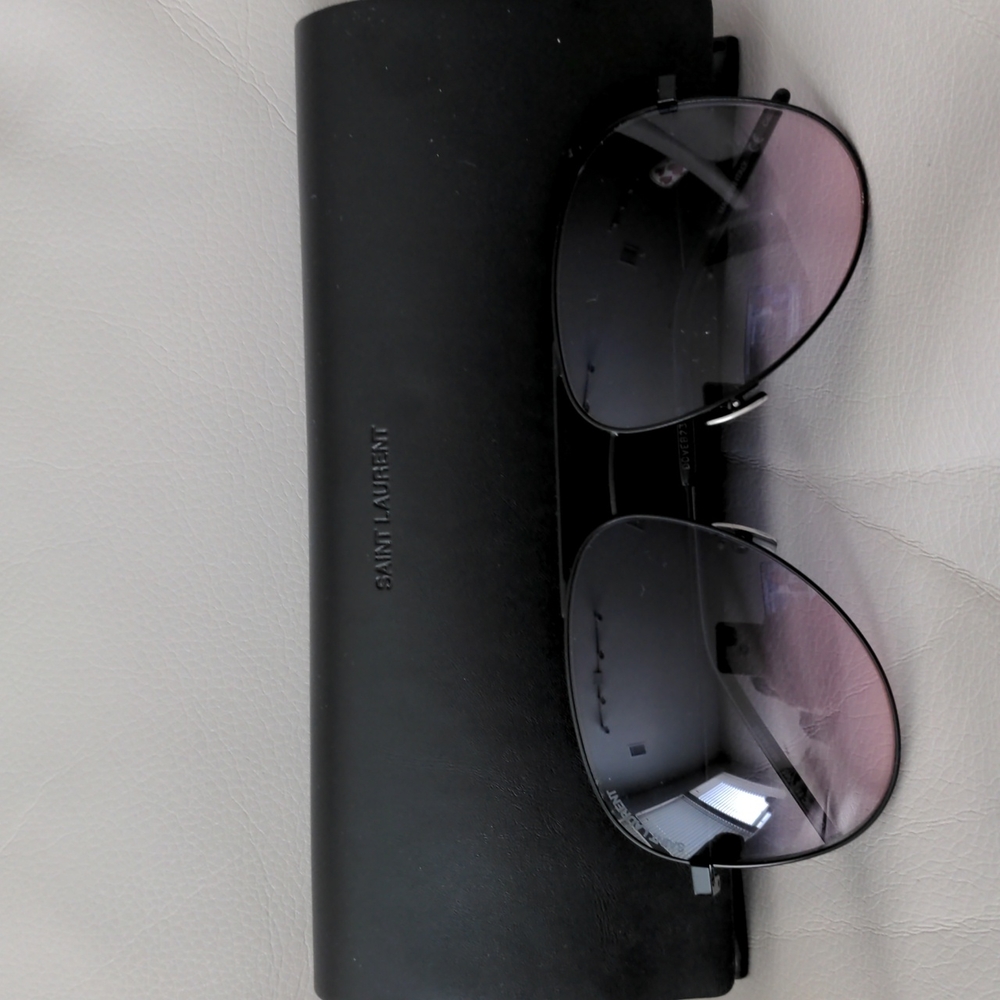 Saint Laurent Classic 11 Aviator